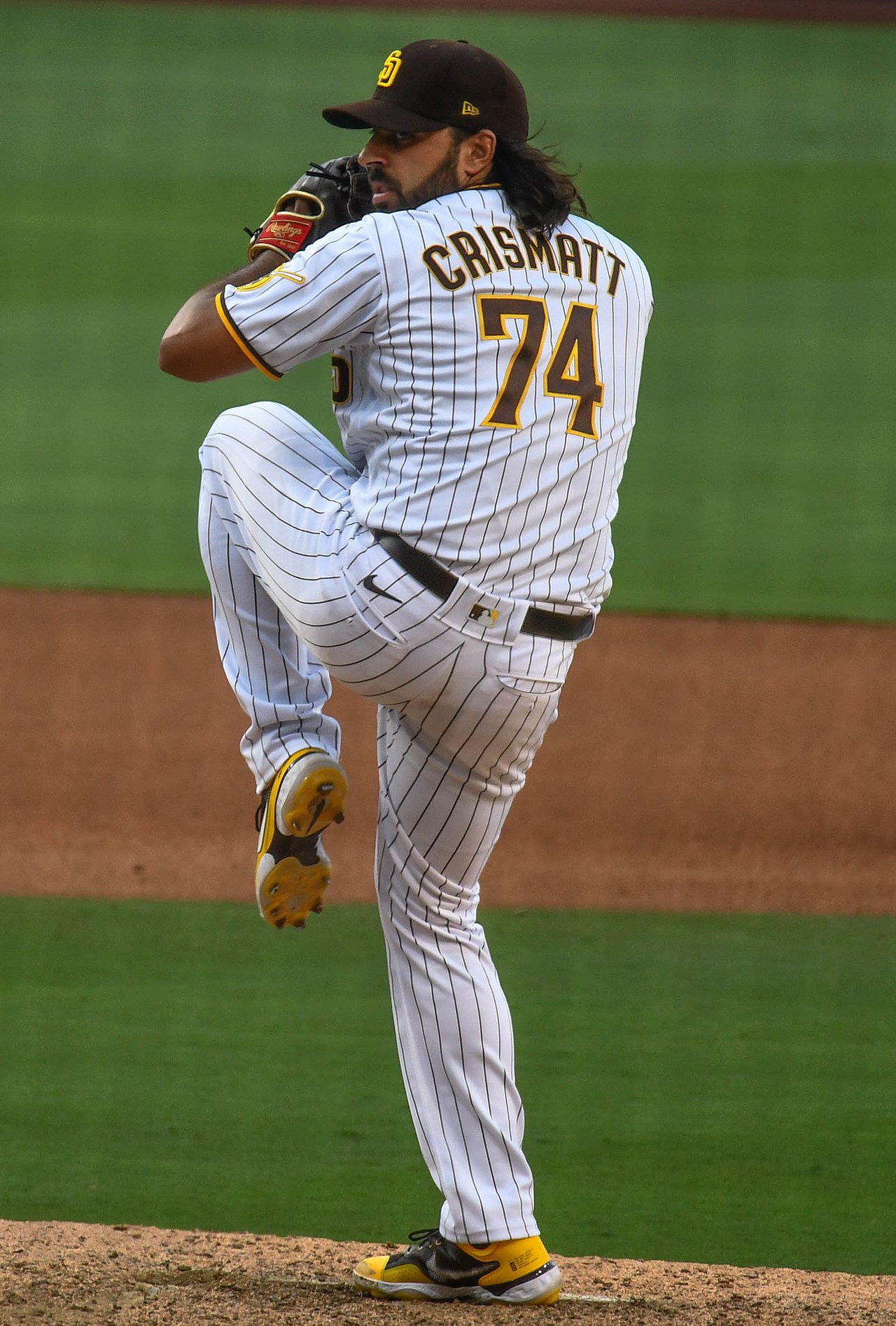 Padres Nabil Crismatt