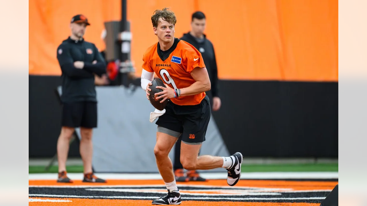 Joe Burrow Back To Throwing During Off Season Training