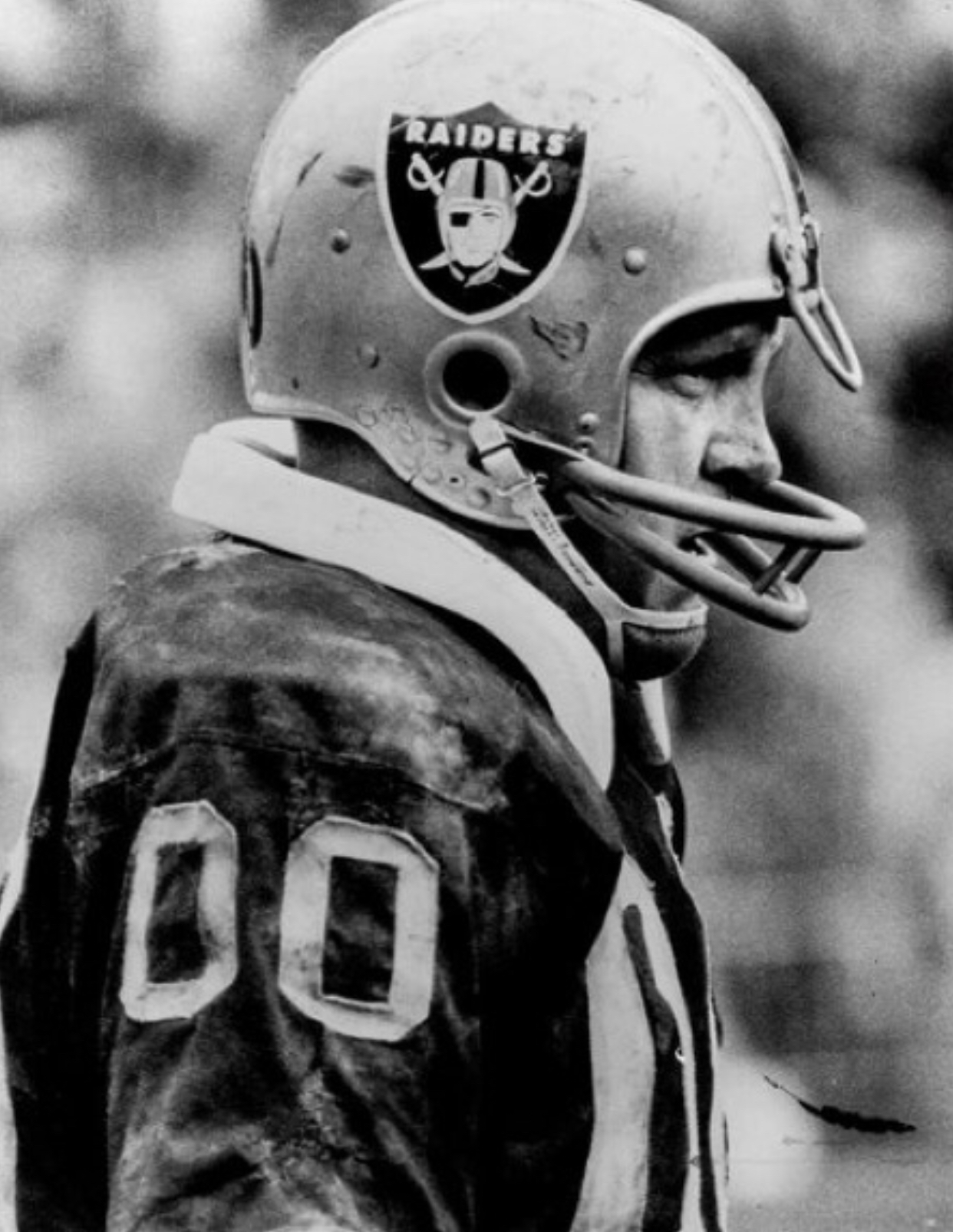 NFL World Mourns the Loss of Jim Otto Passed Away at 86