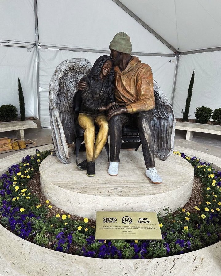 Kobe Bryant and Daughter Gianna Statue Unveiled at Crypto.com Arena