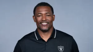 Amidst Changes Las Vegas Raiders Keeping Patrick Graham