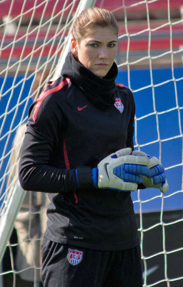 Former Soccer Great Hope Solo Stepping Back On The Pitch