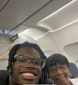 Jaguars Travis Hunter Sat Next to Woman on plane Not Knowing He Was Famous—Her Awesome Story