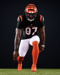Cincinnati Bengals Signed Rookie DE Shemar Stewart To Contract Ending Holdout