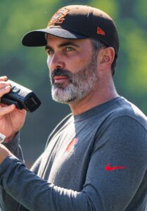 Atlanta Falcons Finalizing Deal to Hire Kevin Stefanski as New Head Coach