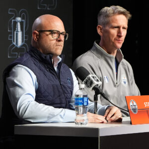Oilers Relieve Head Coach Kris Knoblauch and Assistant Coach Mark Stuart of Their Duties