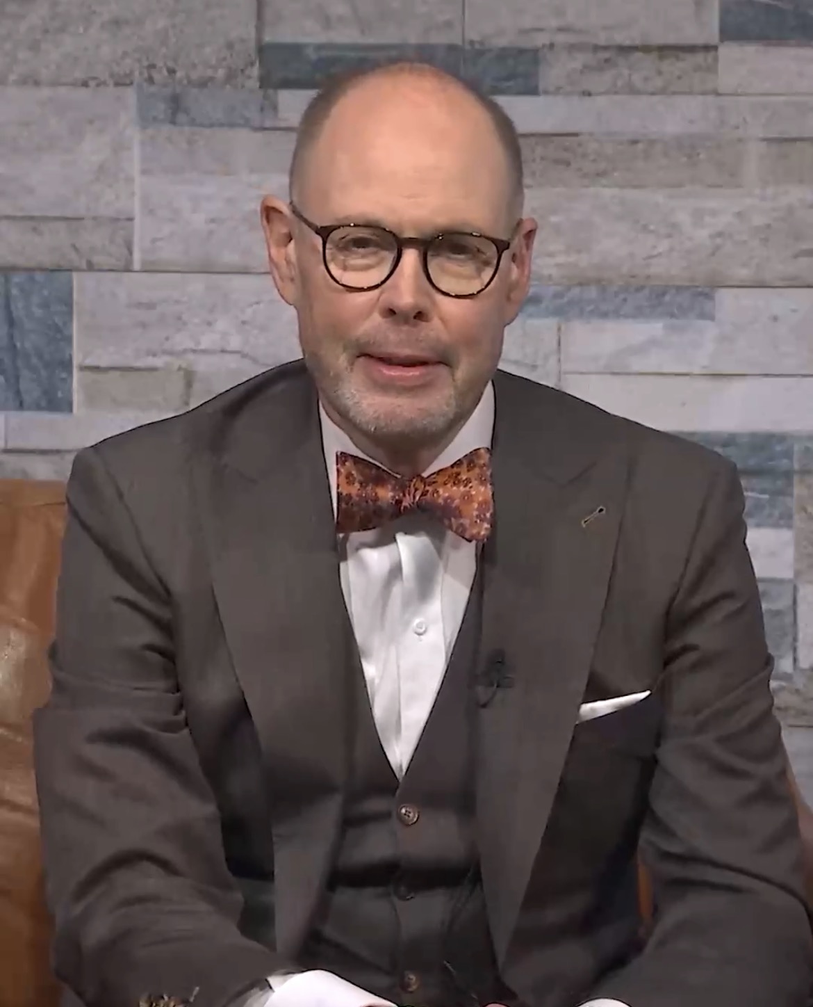 Broadcasting Legend Ernie Johnson Stepping Away From “Inside the NBA” After 37 Year